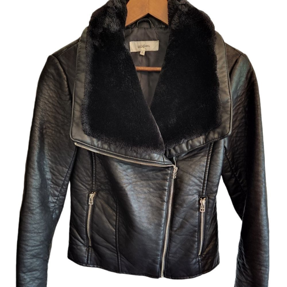 WILDFLOWER Faux Leather and Fur Jacket Size Small‎